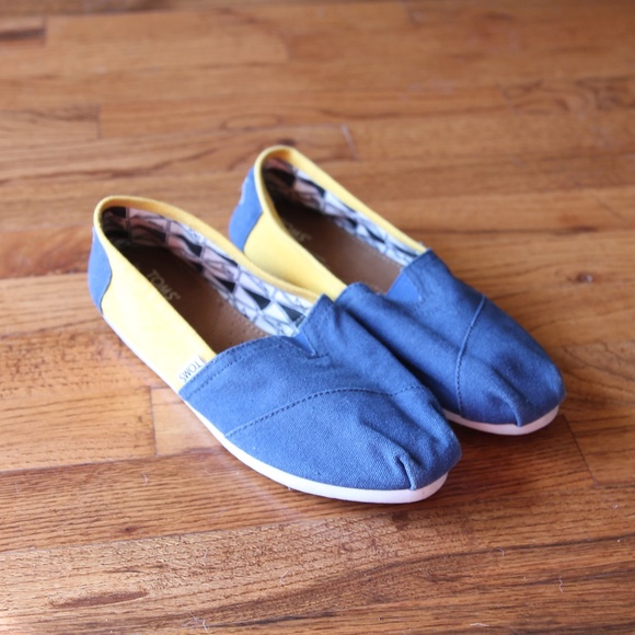 Ucb slip ons Clearance
